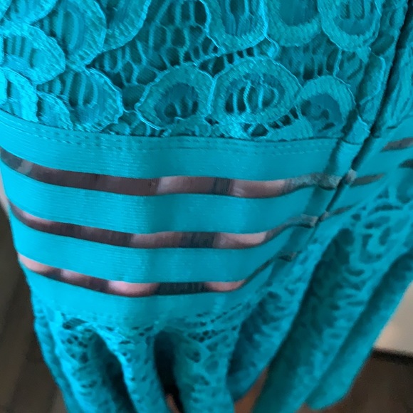 City Studio jr sz 3 lace dress worn once!!! - Picture 6 of 7